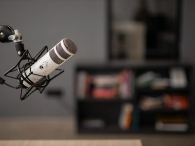 História em Vozes: Relembrando Discursos Marcantes no Rádio